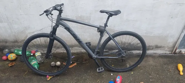Bicicleta KSW Aro 29 Alumínio - 24v Shimano TZ + Freio a Disco