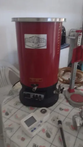 Equipamento para fabricar cerveja 