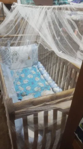 Berço de madeira 