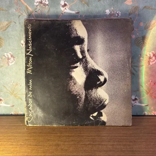 Disco de vinil COLECAO MILTON NASCIMENTO - CACADOR DE MIM