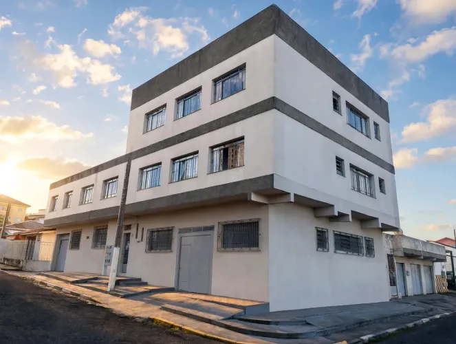 PRÉDIO À VENDA - EXCELENTE OPORTUNIDADE PARA INVESTIMENTO OU USO COMERCIAL