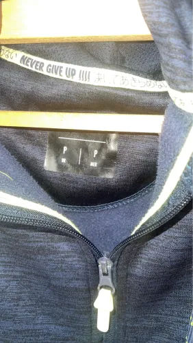 Vendo casaco veste P e M os dois por 68