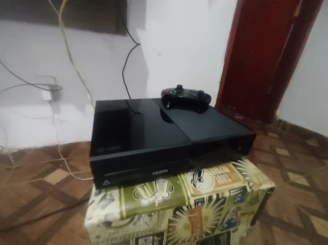 Xbox one  com mais de 90 jogos parcelo até 12 x