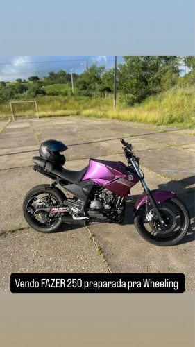 Vendo FAZER 250 preparada pra WHEELING 