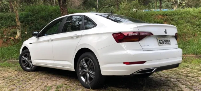 Volkswagen Jetta R-line 250 TSI 1.4 Flex 16V Aut. 2019