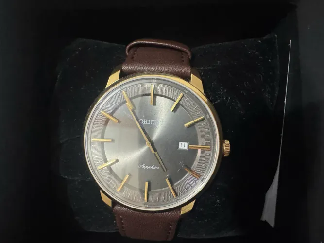 Relógio Analógico Masculino Orient Eternal Slim Dourado Marrom