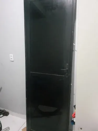 Vende-se porta de vidro completo c/chave