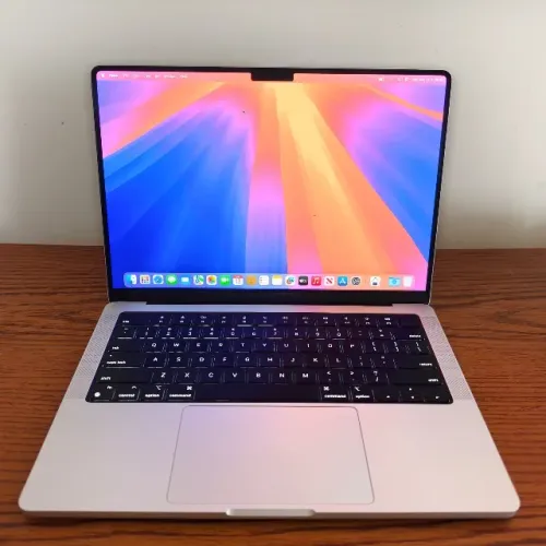 MACBOOK PRO 14 - M3 PRO, 18GB, 512GB - 66 CICLOS - SILVER