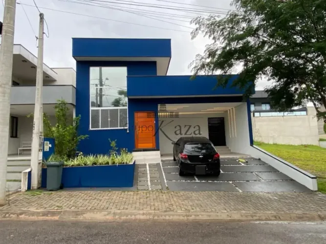 Casa Térrea em Condomínio - Jacareí - Condomínios Vivva Residencial Clube no Jardim Califó