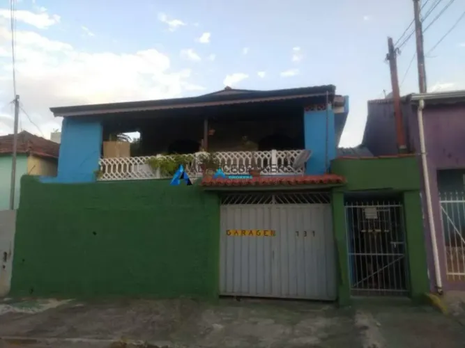 Vende-se Casa de 155 m2, 3 dormitórios, na Vila Maringá, Jundiai