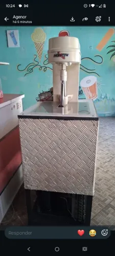 Máquina de sorvete palito e massa