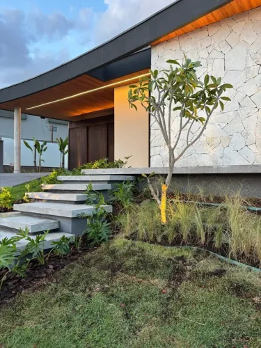 CASA CONDOMÍNIO FECHADO JARDINS SEVILHA 3 SUITES PLENAS PORCELANATO ILUMINAÇÃO PISCINA AQU