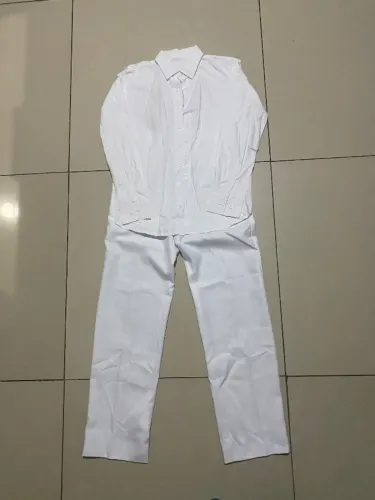 Vendo Ropa 1 eucaristía ( 1 comunhão) 