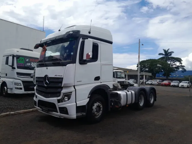Mercedes-Benz Actros 2651LS/33 6X4 2021/2021 VAMOS SEMINOVOS Uberlândia