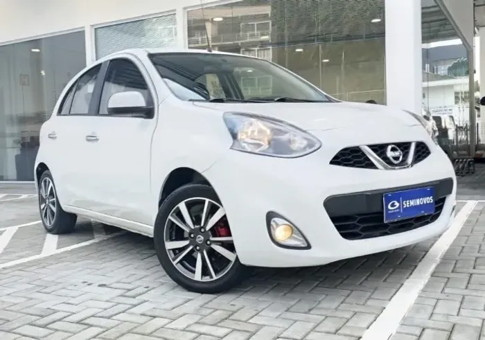 Nissan March SL 1.6 16V Flexstart 5P Aut. 2017