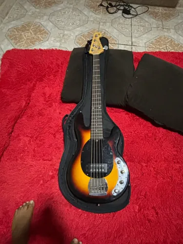 Contra Baixo Tagima Millenium 5 Cordas ? Sunburst (Com Capa Bag)