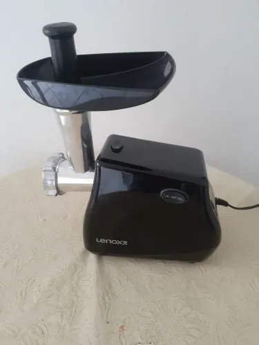 Vendo. MOEDOR DE CARNE NOVO.