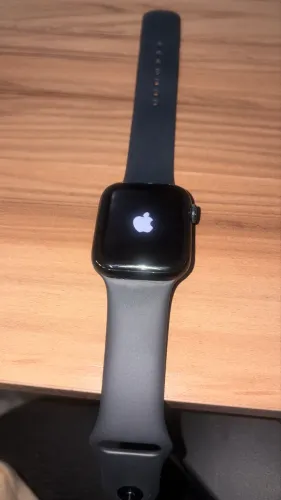 Apple Watch SE (GPS) (2ª Geração) 44mm