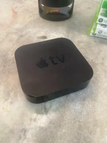 VENDO APPLE TV 128GB 2 GERAÇÃO