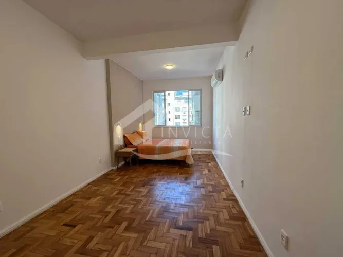 Kitnet/Conjugado : / Residencial / Flamengo