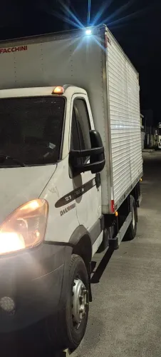 Farol Iveco Daily 