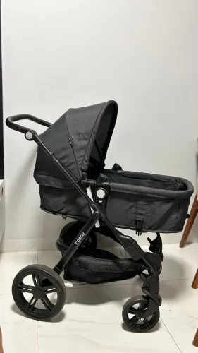 Vendo carrinho de bebê cosco