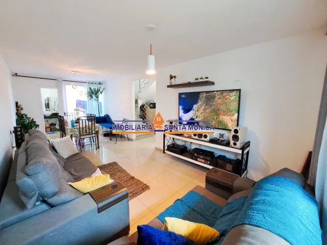 Casa 4 quartos com suíte em condomínio- Copacabana