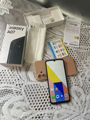 Galaxy A07 preto novo 128 GB completo com nota fiscal aceito troca