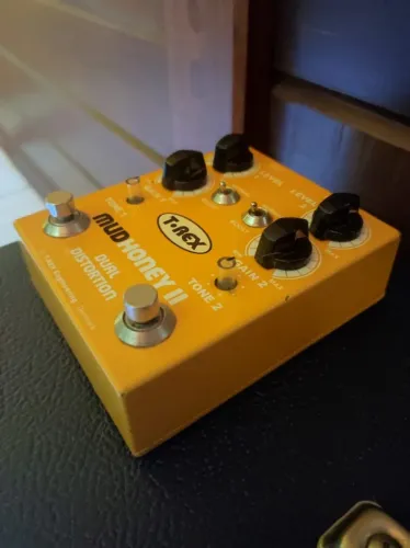 Pedal de Distorção Dual T-REX Mudhoney II