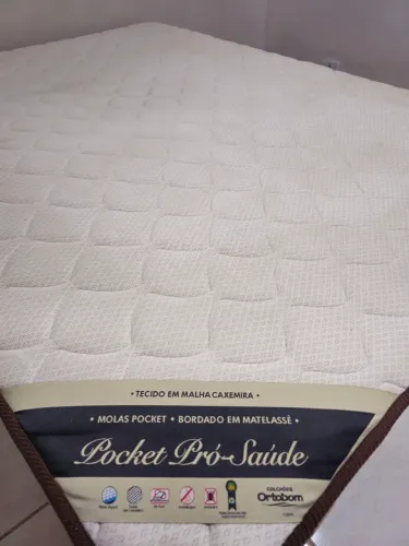 Cama de casal box + colchão Ortobom