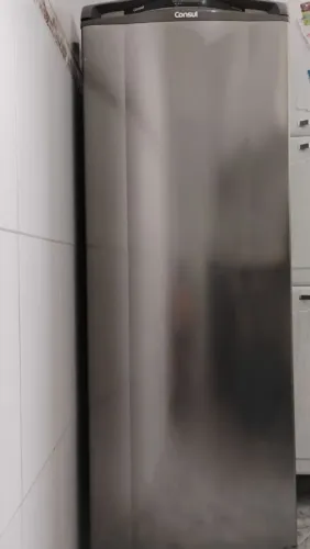 Vendo Geladeira Frost Free 337L com Espaço Extra Frio ,Inox Consul - CRB39MK