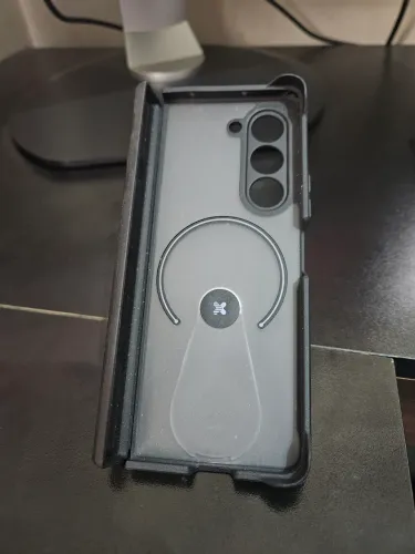 Capa Zfold 5