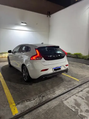 Volvo V40 T-4 2.0 Aut./mec. 2014