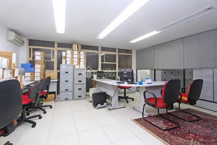 SALA COMERCIAL 304 M2