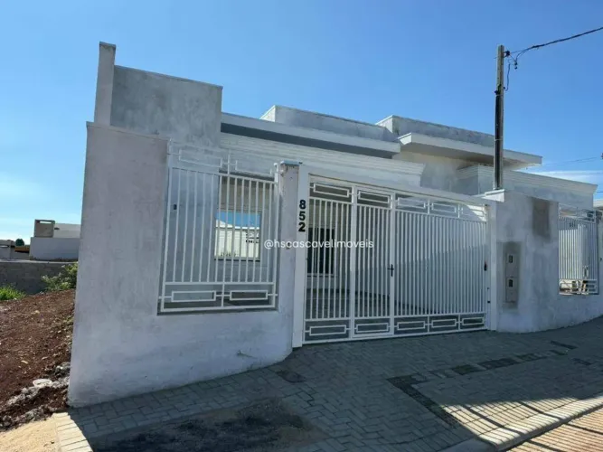 Casa nova com suíte no bairro Siena. Unidade Sub esquina disponível.