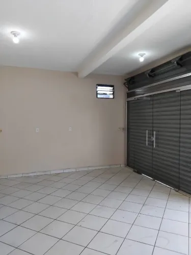 Aluga-se ponto comercial na rua 05, Alvorada 2, próximo a Casa Gurgel.