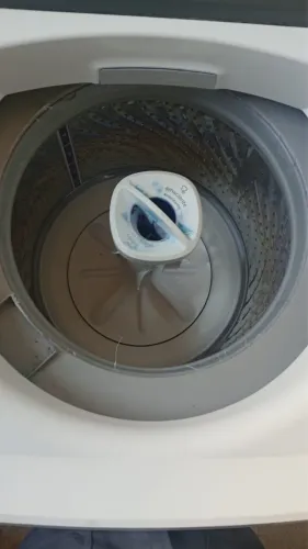 Máquina de lavar roupas 