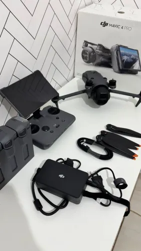 Dji mavic 4 pro creator combo seminovo anatel Nacional com 6 meses garantia ainda 