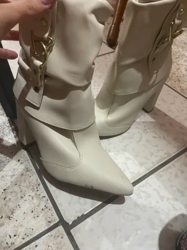 Bota branca