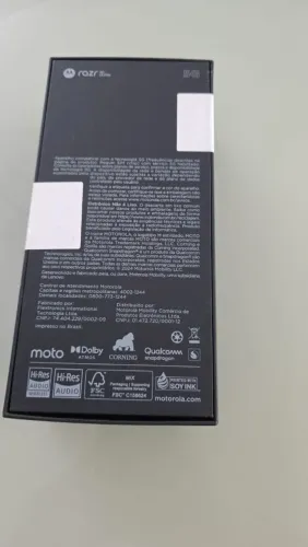 MOTOROLLA RAZR 5O ULTRA 522GB