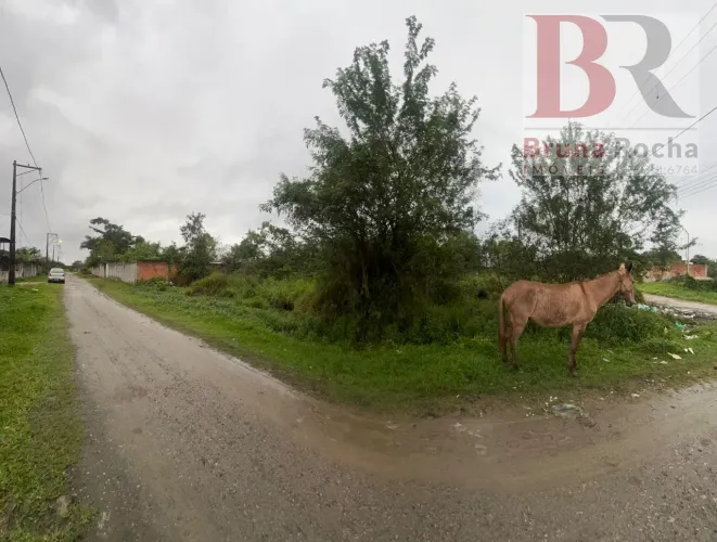 Terreno em Barbuda - Magé