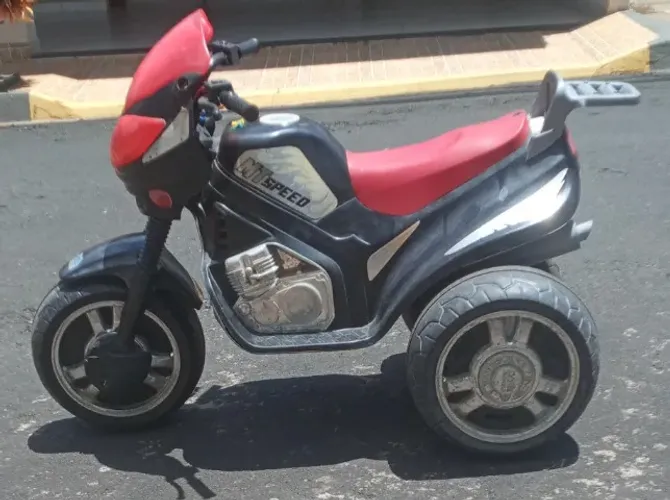 Motoca Elétrica