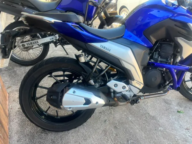 Vendo fazer 250 2021 zera