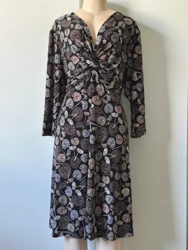 Vestido midi da Anne Klein