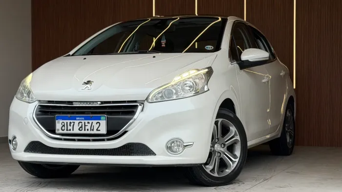 Peugeot 208 Griffe 1.6 Flex 16V 5P Aut. 2015