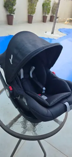 Bebê conforto com suporte para Carro