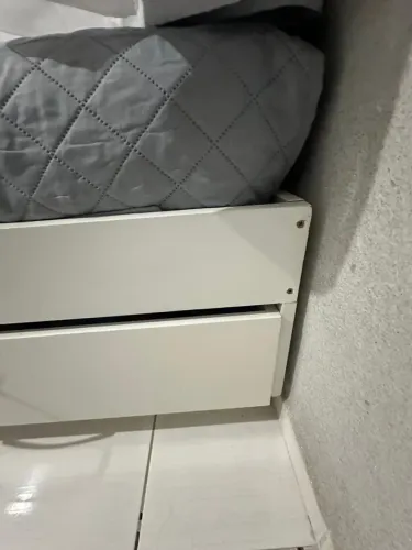 DOAÇÃO: cama + colchão 