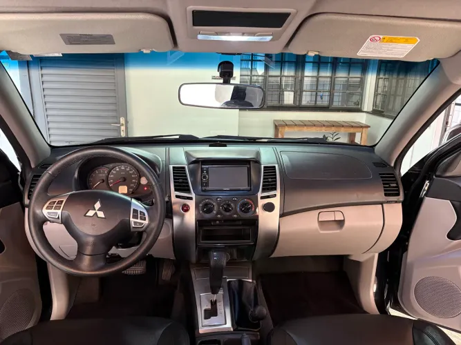 Mitsubishi Pajero Dakar 3.2 4X4 T.i. Dies. 5P Aut. 2014