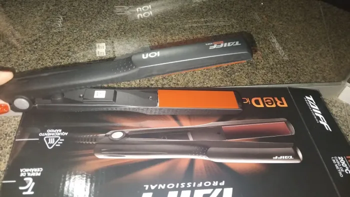 Venda de uma chapinha da marca TAiff Nova 