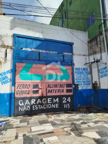 Galpão Comercial para ALUGAR na Sacramenta - Belém-PA: 1 sala, 1 banheiro, 500m² de área -